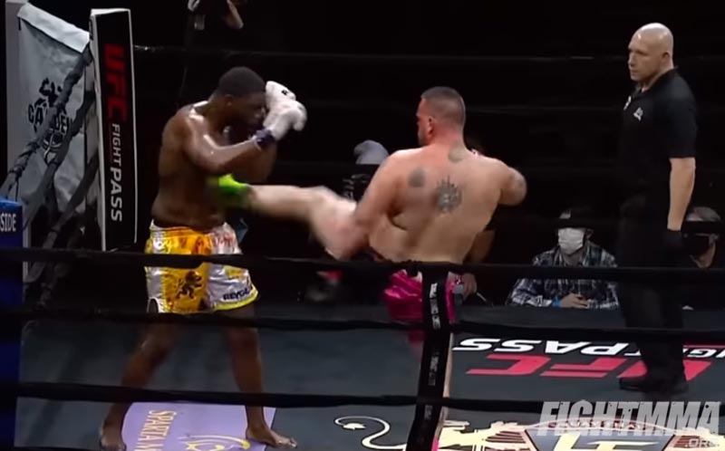 Hodges vs Stirpling heavyweight Muay thai fight